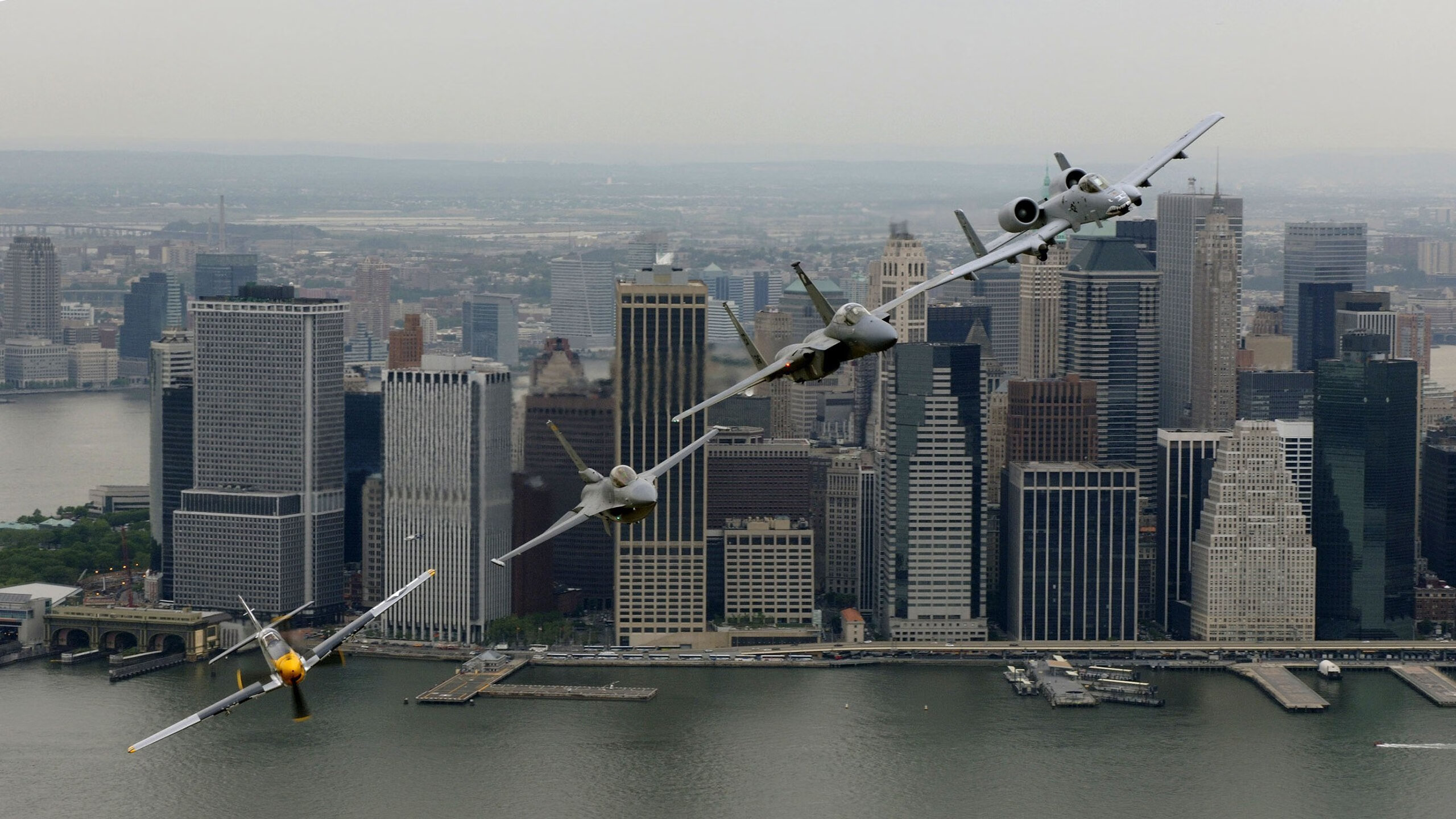 意甲激烈对抗:尤文图斯战平AC米兰,榜首天平再摇晃,尤文图斯踢意乙