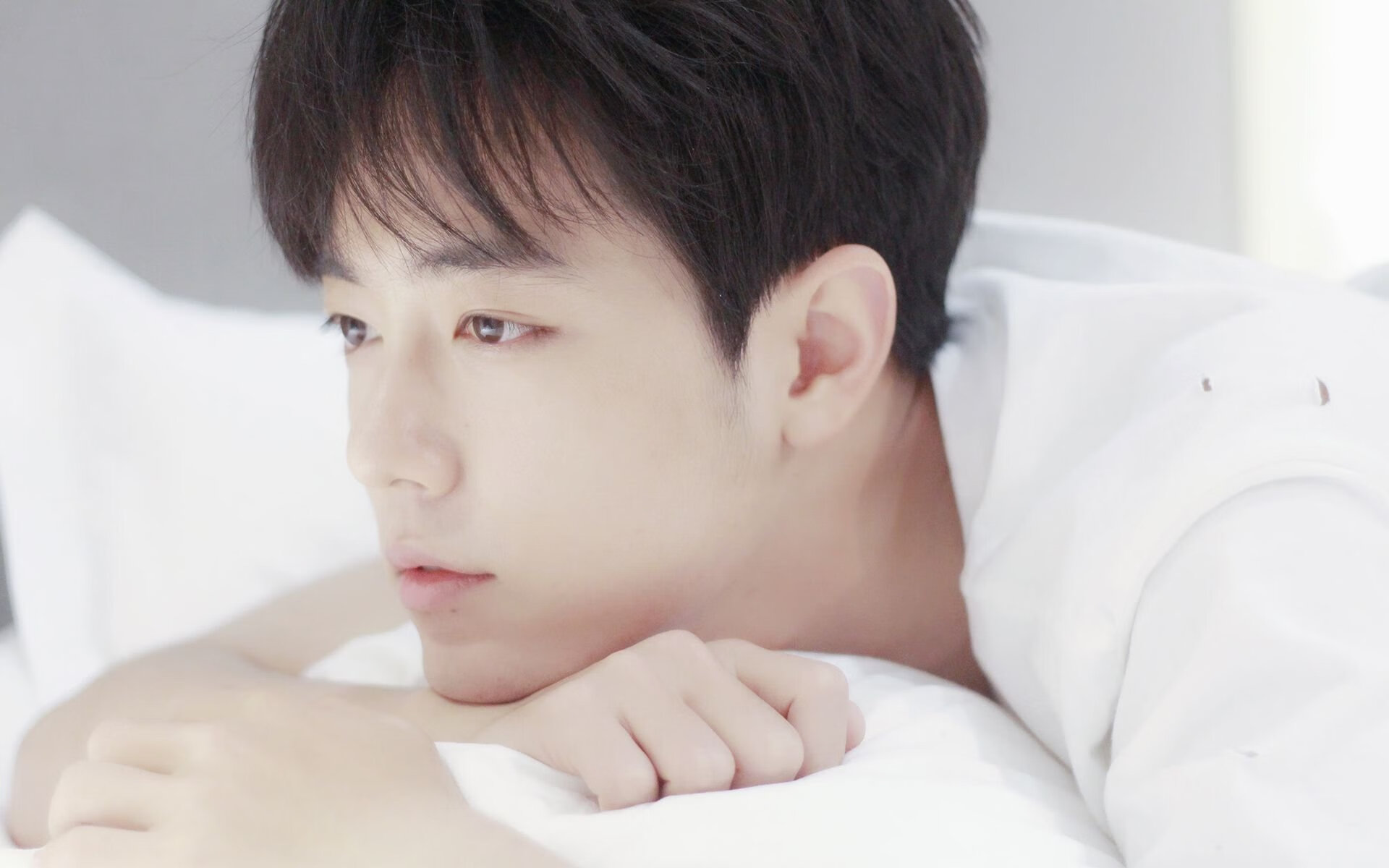 南安普顿后防球员戏耍队友获点赞,南安普顿出的球星